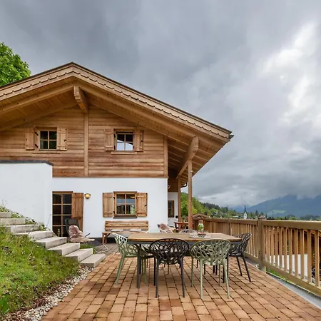 Hébergement de vacances Schoeneben Steinlinge Wald im Pinzgau